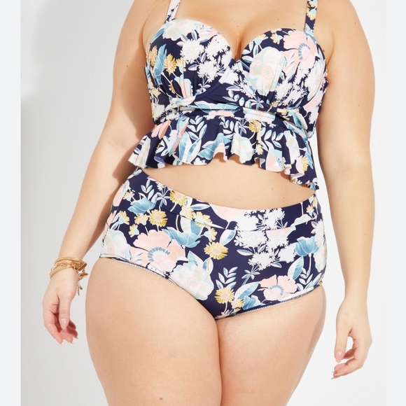 Hi-Waist Floral Bikini Set Size 22 - Picture 2 of 4